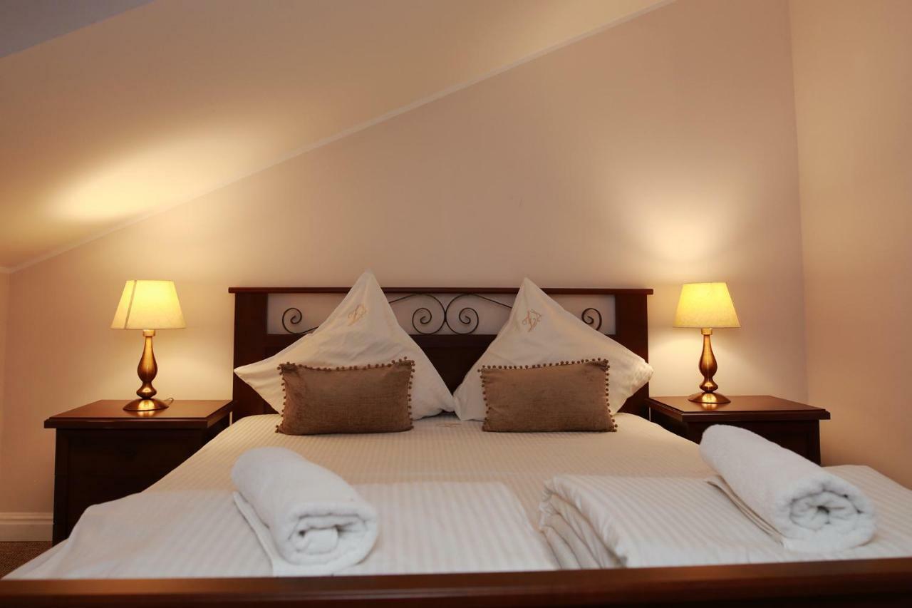 Guest house Hotel-pensiunea Zefir